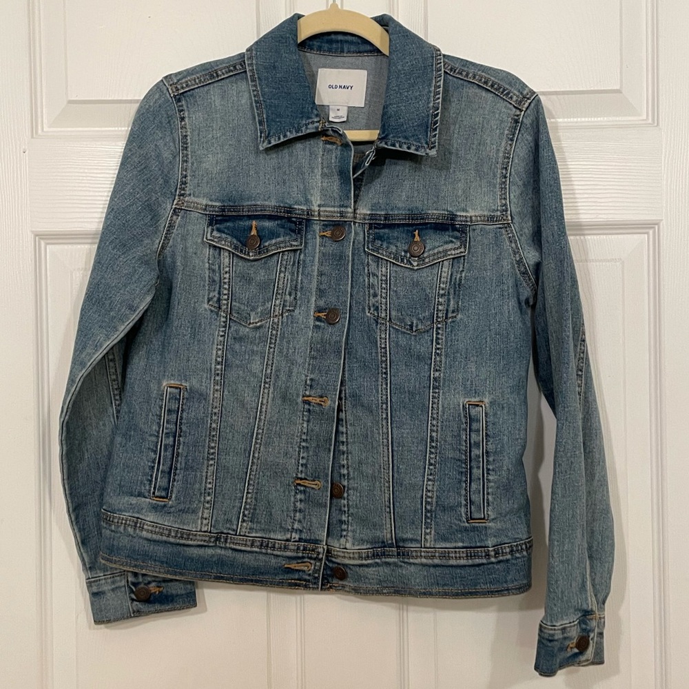 Old Navy Denim Jacket Size Medium